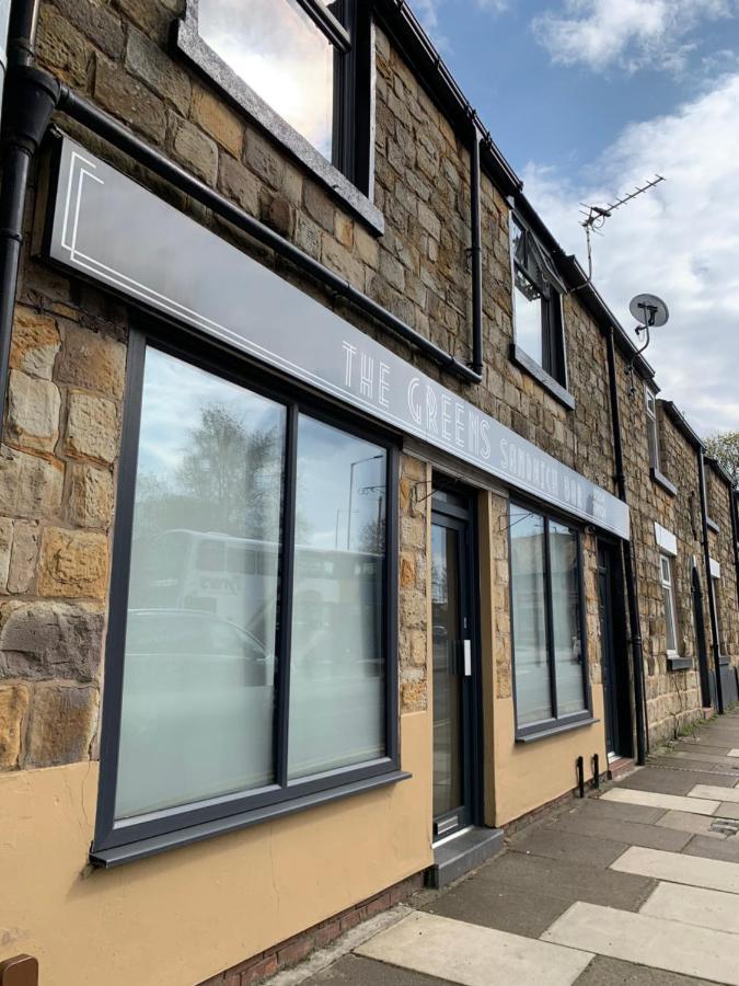 The Greens Apartment Farnworth ภายนอก รูปภาพ